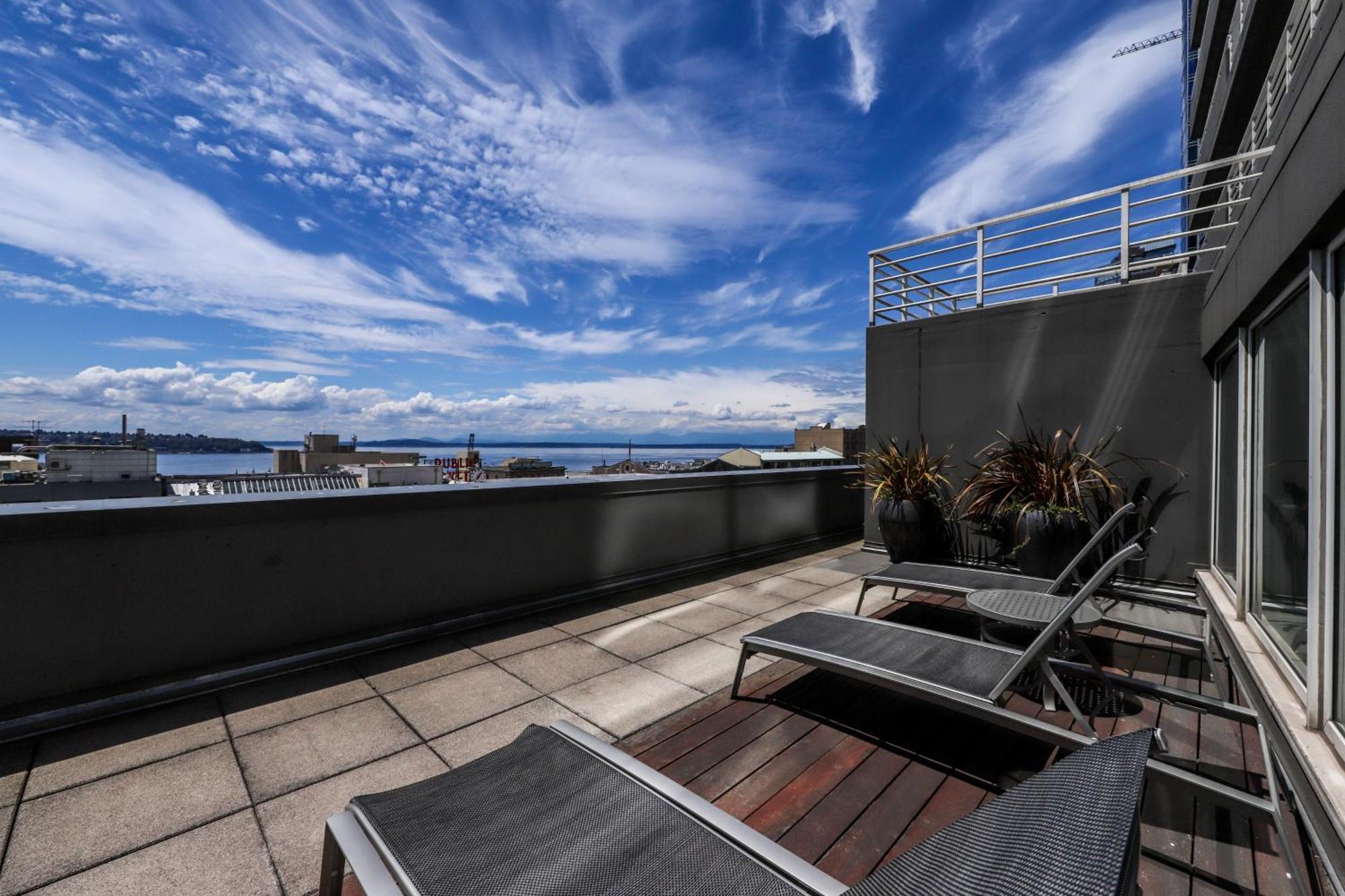 Newmark Tower Seattle Rum bild
